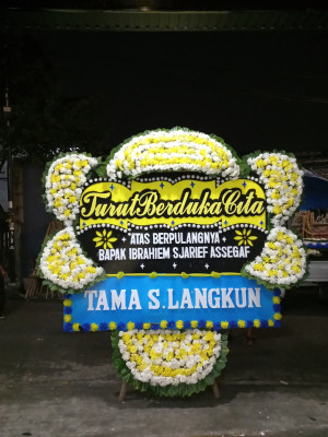 Papan Bunga Duka di Giyanti