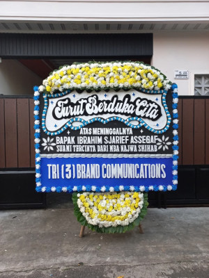 Papan Bunga Duka di Giyanti
